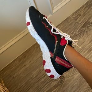 Nike react element 55 red and black size 8 in women’s